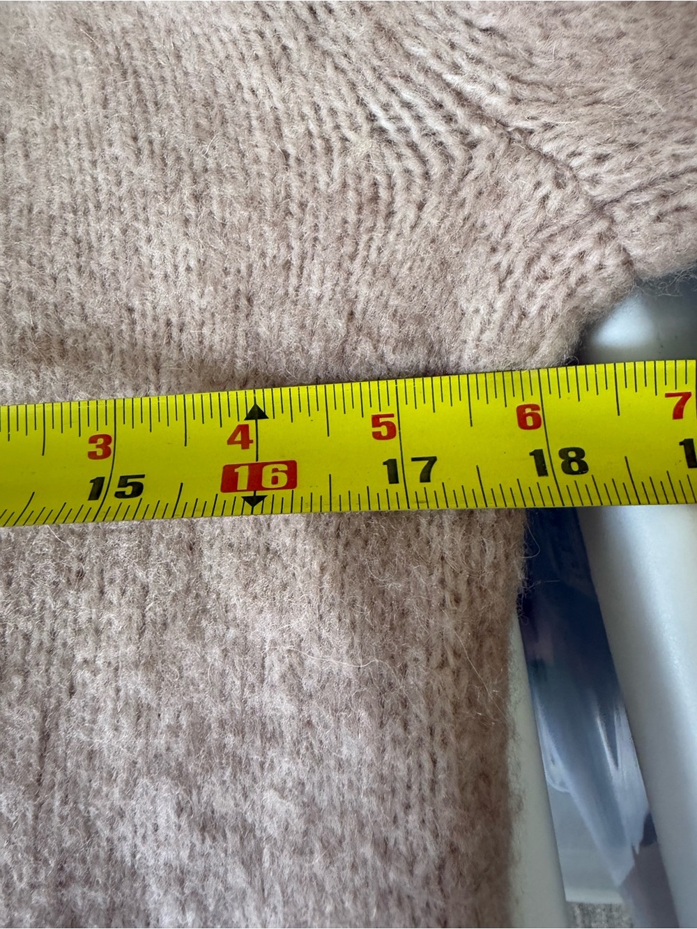 Club Monaco Cropped Relaxed Crewneck Size Small - Picture 7 of 8